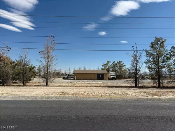 621 W Mesquite AVE, Pahrump, NV 89060