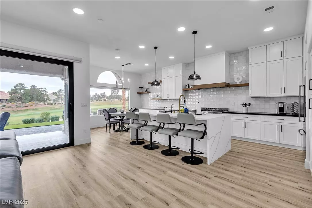 Las Vegas, NV 89134,9513 Villa Ridge DR