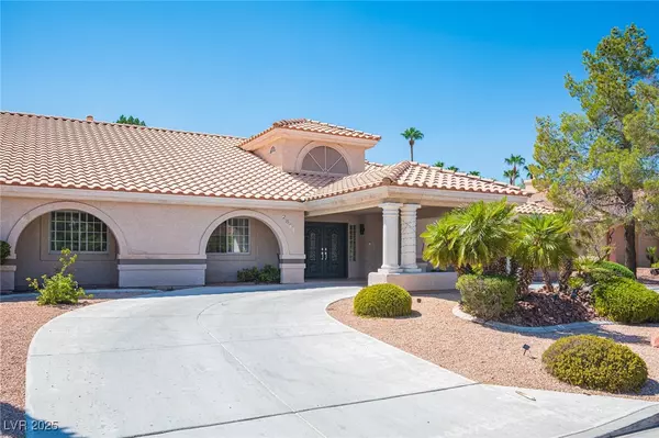 Las Vegas, NV 89117,2855 Mountain Mist CT