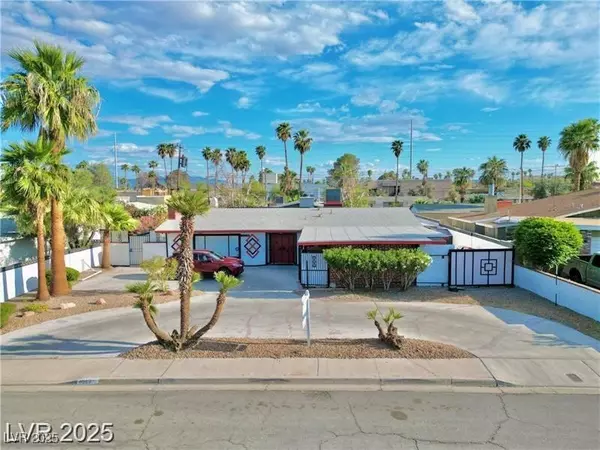 1589 Silver Mesa WAY, Las Vegas, NV 89169