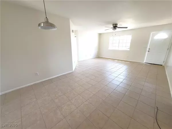 Pahrump, NV 89048,1141 Sixshooter AVE #D