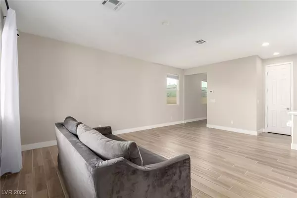 North Las Vegas, NV 89084,1049 Williamtown AVE
