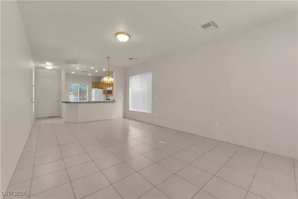 Las Vegas, NV 89139,8283 Misty Sage ST