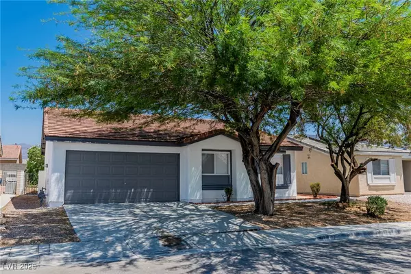 North Las Vegas, NV 89031,2112 Hollow Oak AVE