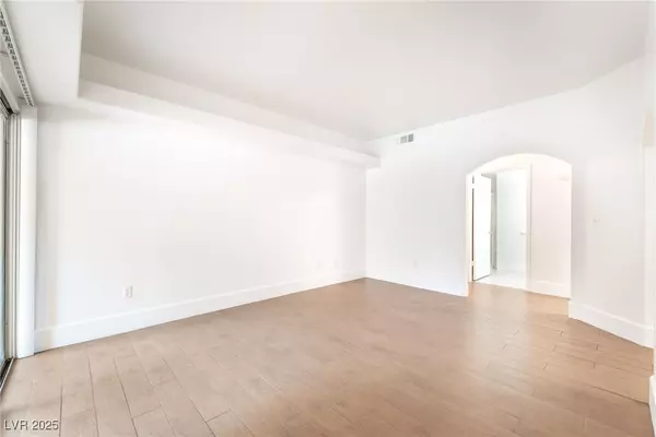 Las Vegas, NV 89145,508 Indian Princess DR #102