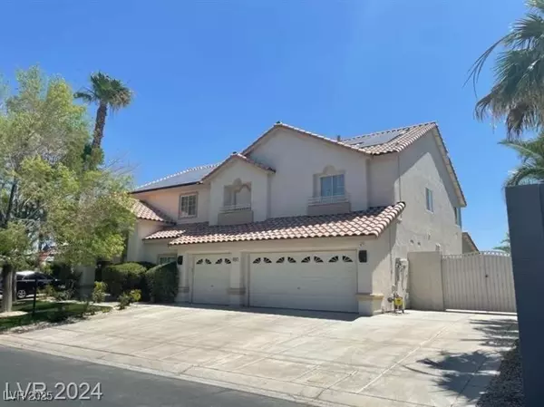 9724 La Cienega ST, Las Vegas, NV 89183