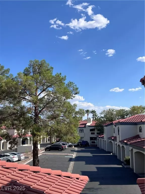 Las Vegas, NV 89117,8455 W Sahara AVE #287
