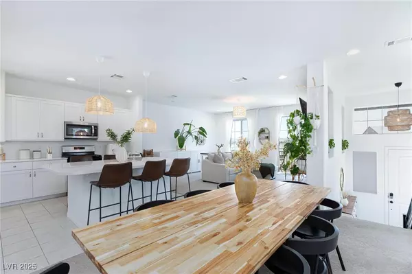 7828 Bright Lodge ST, Las Vegas, NV 89139