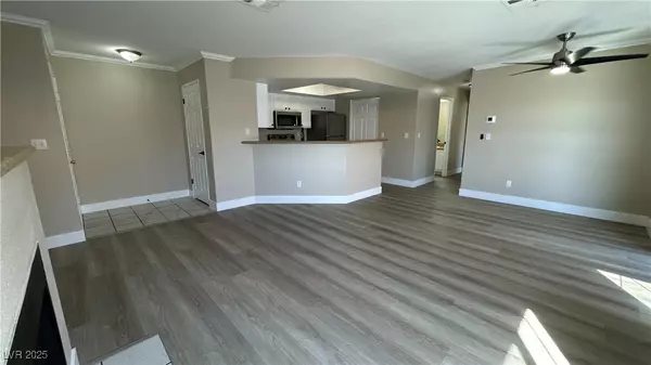 Las Vegas, NV 89117,8600 W Charleston BLVD #2118