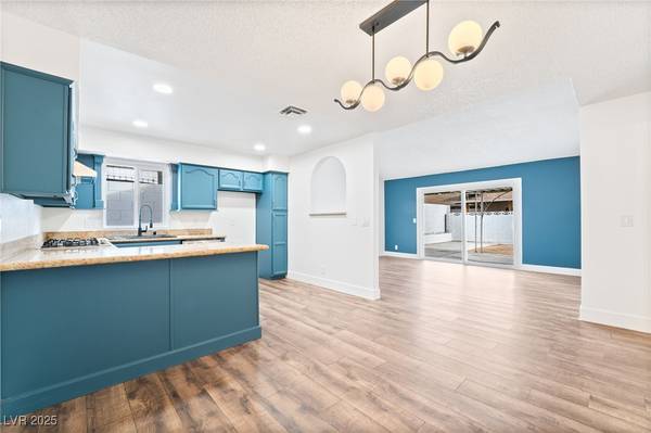 4312 Chrysalis DR, Las Vegas, NV 89121
