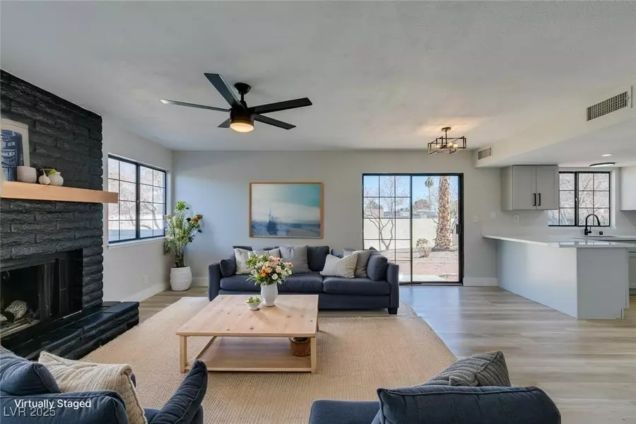 3484 Nightflower LN #B, Las Vegas, NV 89121