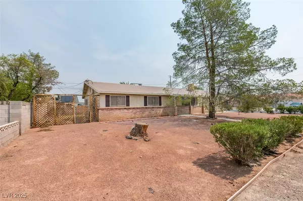 4792 E Cincinnati AVE, Las Vegas, NV 89104