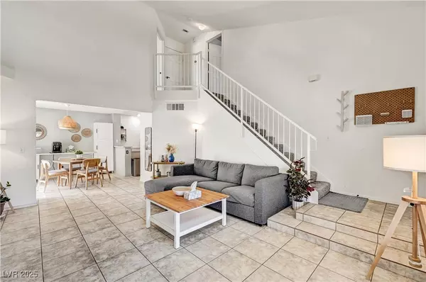 Las Vegas, NV 89129,8409 Blazing Sun AVE