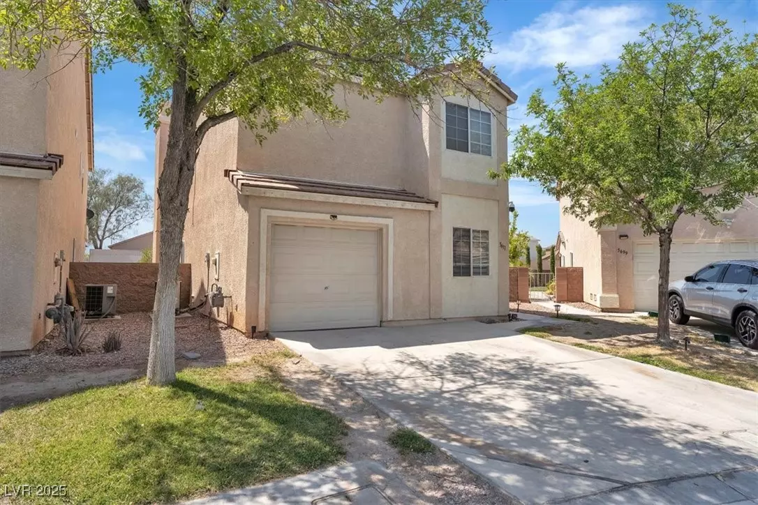 Las Vegas, NV 89118,5691 Leaning Oak AVE