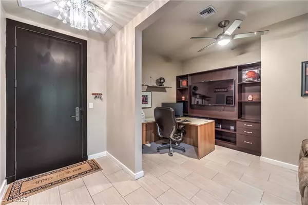 Las Vegas, NV 89103,4575 Dean Martin DR #907