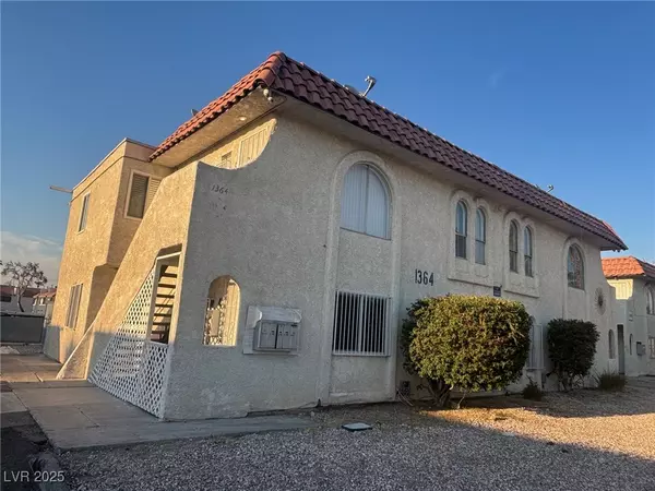 1364 Pattee CIR #A, Las Vegas, NV 89119