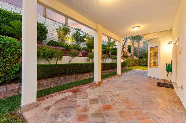 Las Vegas, NV 89117,9608 Bottle Creek LN