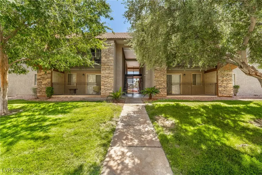 5061 River Glen DR #75, Las Vegas, NV 89103