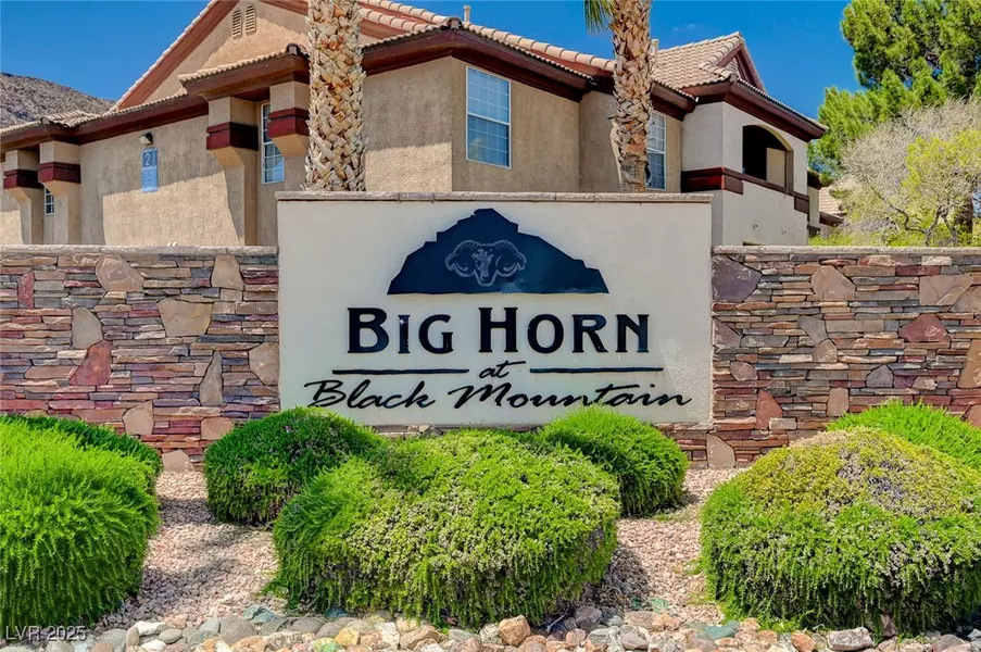 231 W Horizon Ridge Pkwy #2822, Henderson, NV 89012