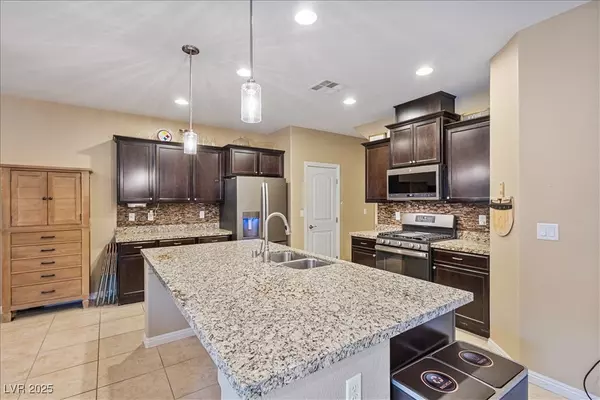 Las Vegas, NV 89149,6765 Browns Bay CT