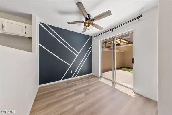 Henderson, NV 89015,508 Breezy Orchard ST