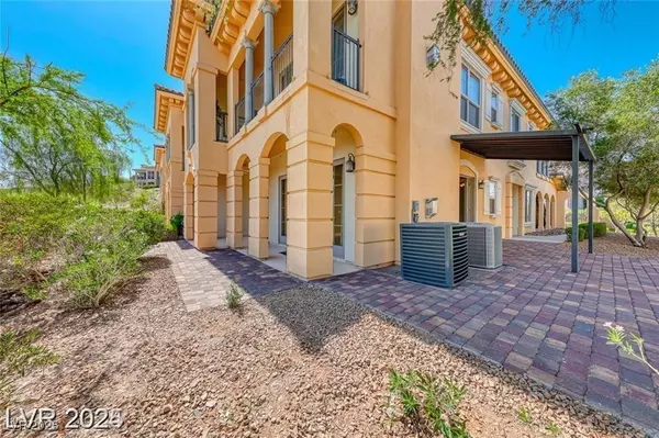 Henderson, NV 89011,21 Via Visione #101