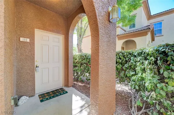 Las Vegas, NV 89129,3832 Ormond Beach ST #104