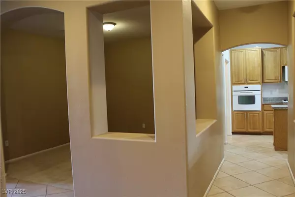 Las Vegas, NV 89148,297 AUSTER PARK AVE #0