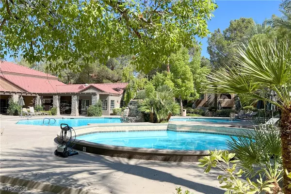 Las Vegas, NV 89117,2200 S Fort Apache RD #2044