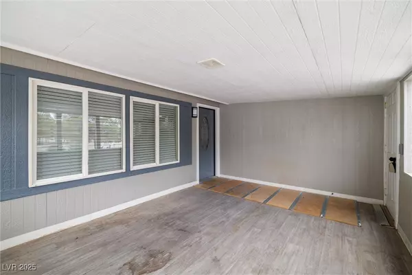 Pahrump, NV 89048,5481 Money ST