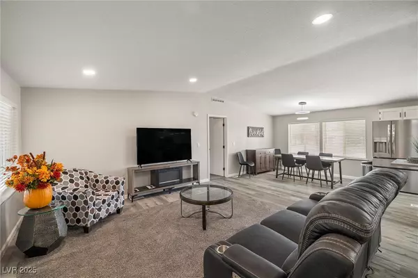 Pahrump, NV 89048,5481 Money ST