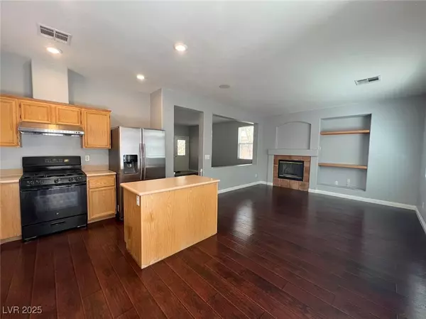 Las Vegas, NV 89144,10961 Sutter Hills AVE