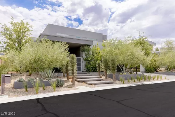 43 Sun Glow LN, Las Vegas, NV 89135