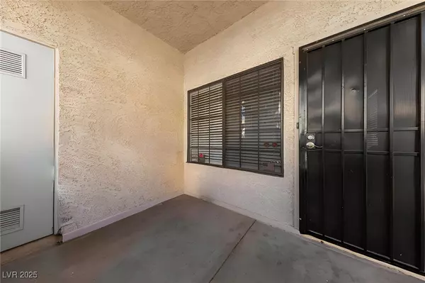 Las Vegas, NV 89146,1423 Santa Margarita ST #A