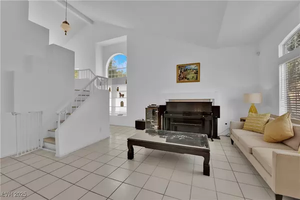 Las Vegas, NV 89134,2128 Desert Pines ST