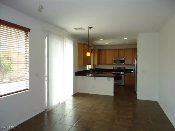 Las Vegas, NV 89179,10639 Peach Creek ST