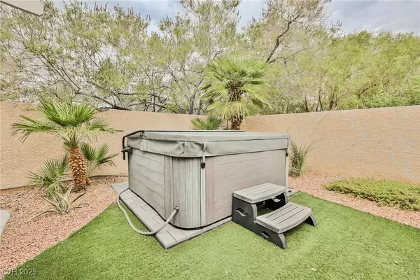 Henderson, NV 89052,2290 Chestnut Bluffs AVE
