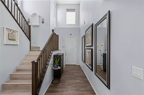 North Las Vegas, NV 89084,6916 Whispering Falls DR