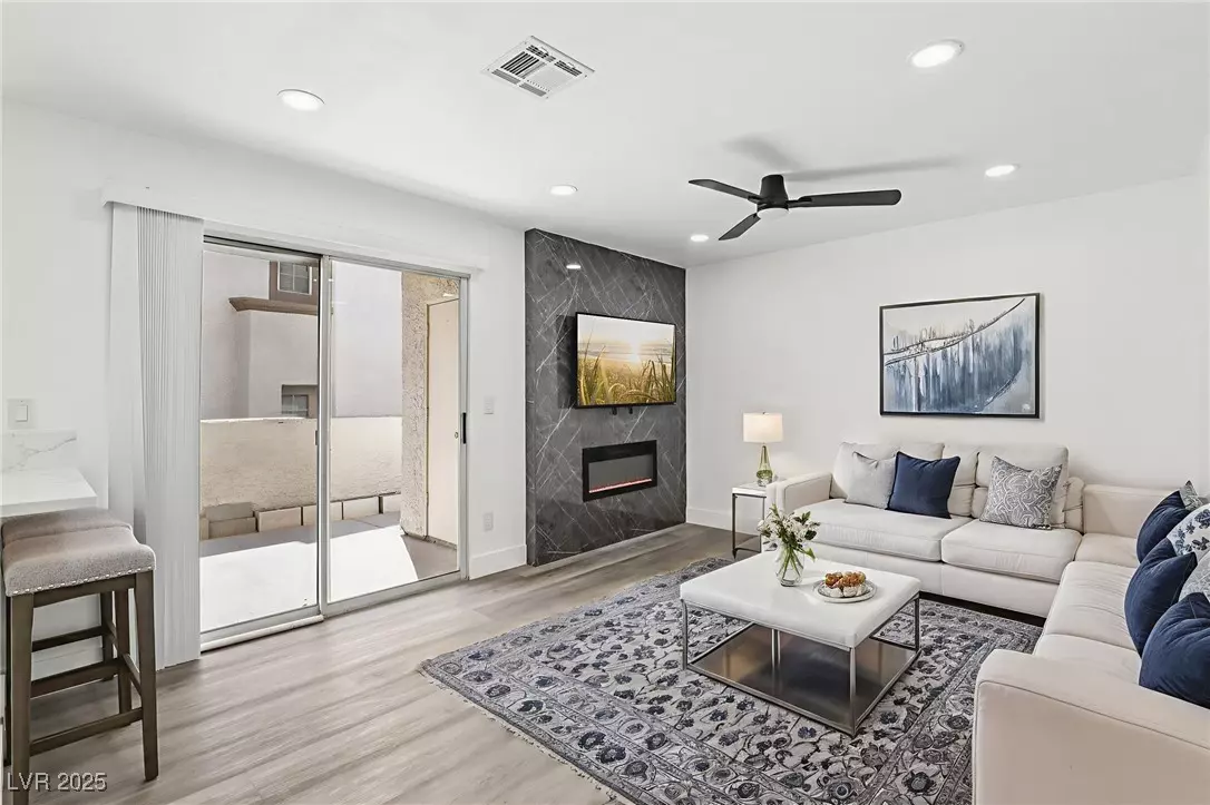 Las Vegas, NV 89128,3150 Soft Breezes DR #1034