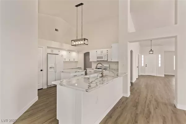 2214 Akamine AVE, North Las Vegas, NV 89031