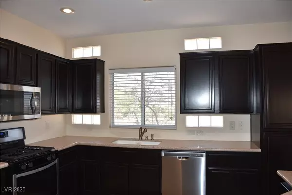 Henderson, NV 89052,2548 THATCHER AVE