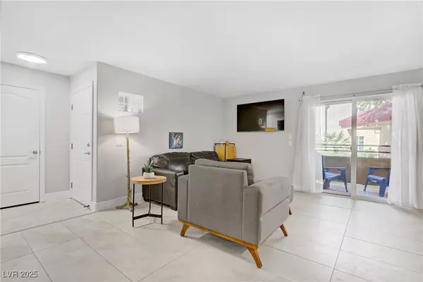 Las Vegas, NV 89117,9325 W Desert Inn RD #109