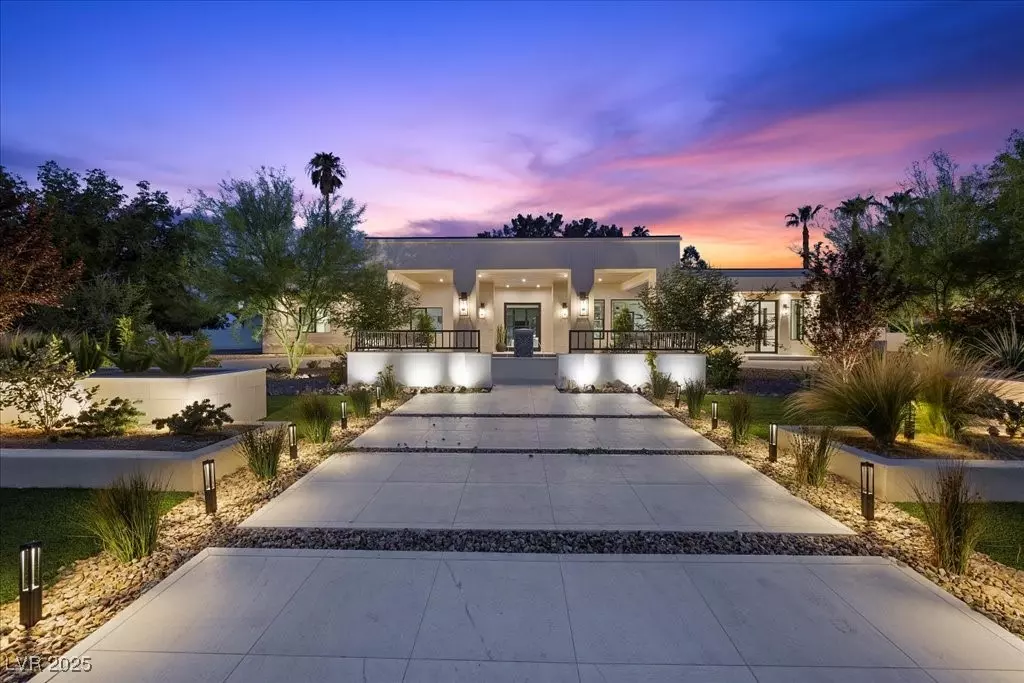 Las Vegas, NV 89107,2401 Driftwood DR