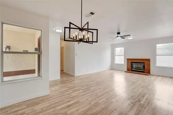 North Las Vegas, NV 89031,1132 Turnstone CT