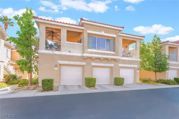 Henderson, NV 89012,251 S Green Valley Pkwy #4812