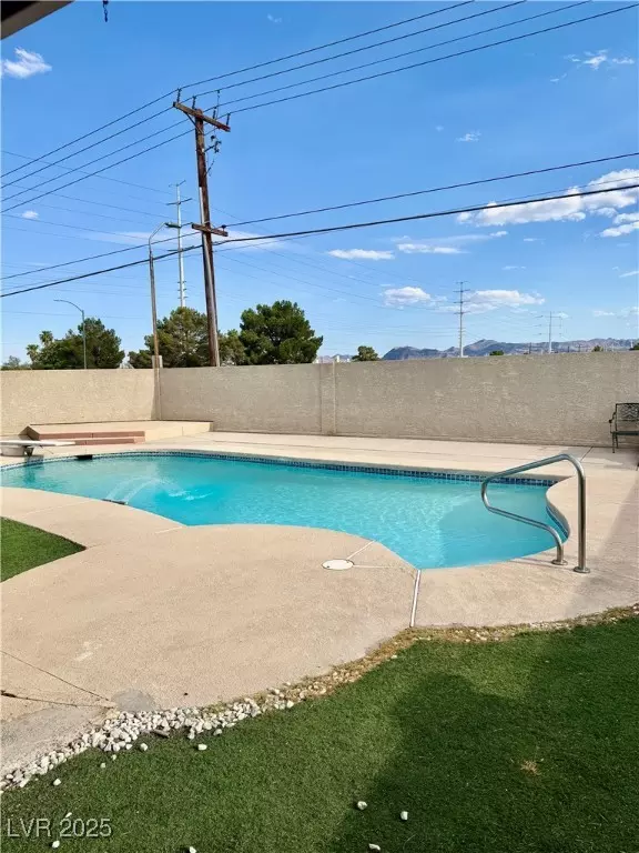 5359 Chattanooga AVE, Las Vegas, NV 89122