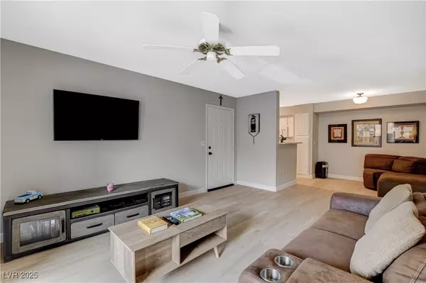 555 E Silverado Ranch BLVD #1172, Las Vegas, NV 89183