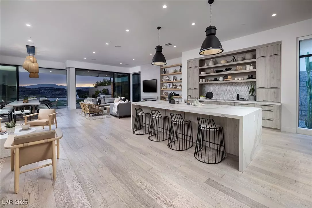 Henderson, NV 89012,523 Serenity Point DR