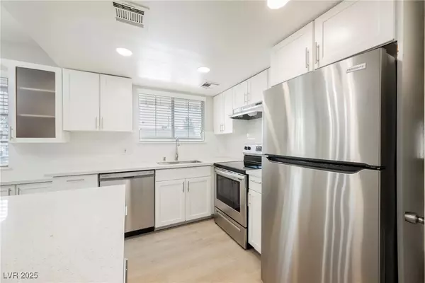 Las Vegas, NV 89102,2101 LAS FLORES ST