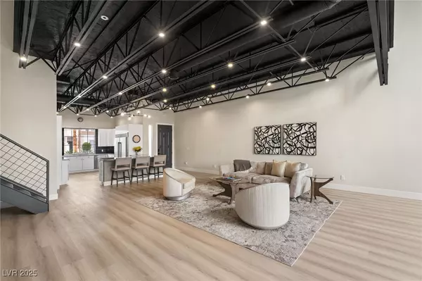 Las Vegas, NV 89148,5076 Thunder River CIR